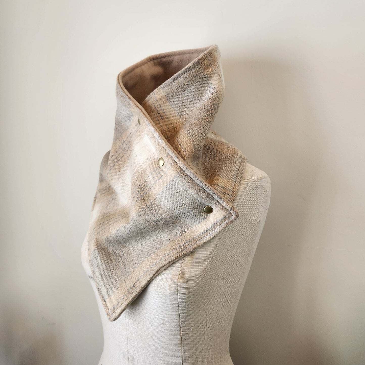 Snap Cowl-Gray & Beige Plaid