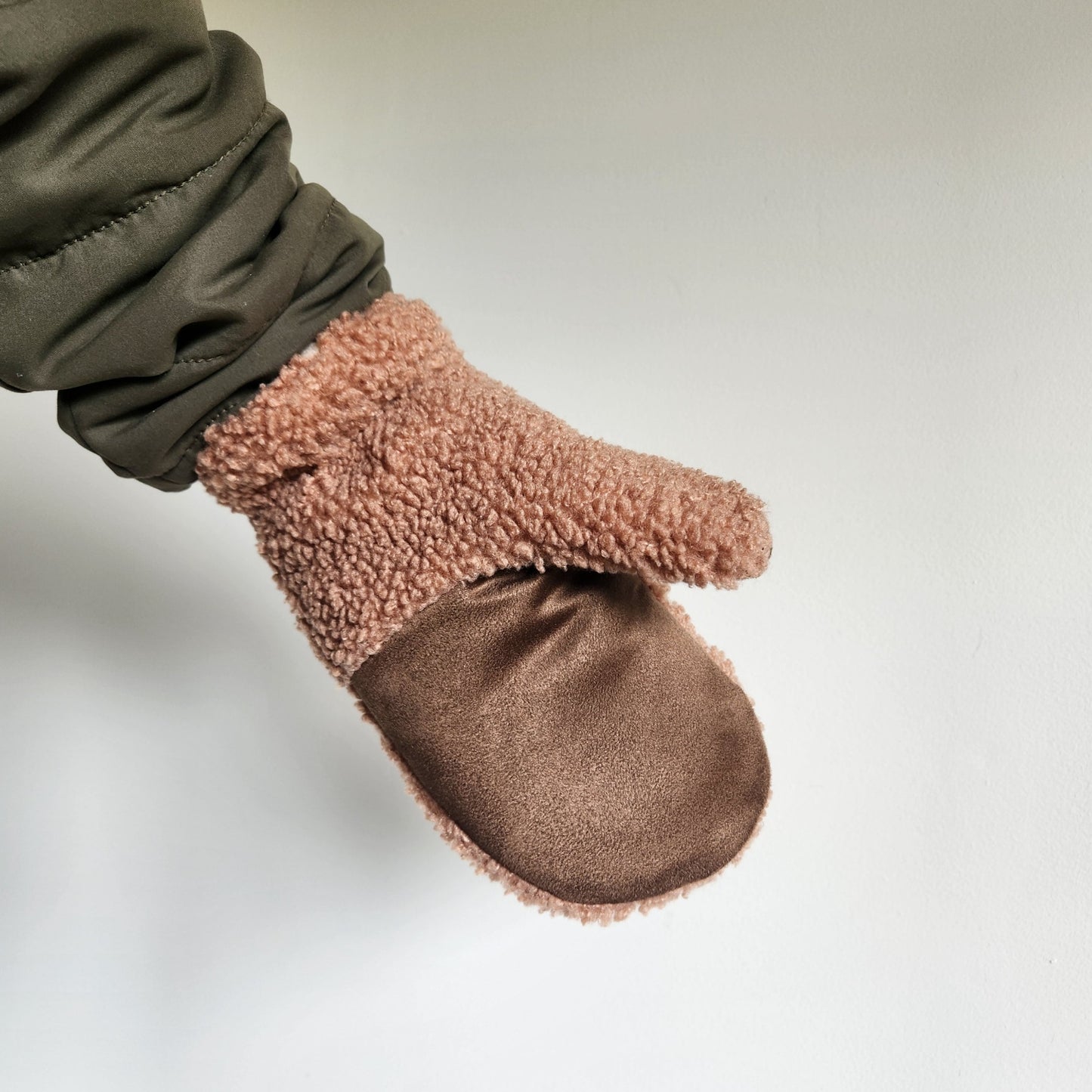 Sherpa Mittens Blush