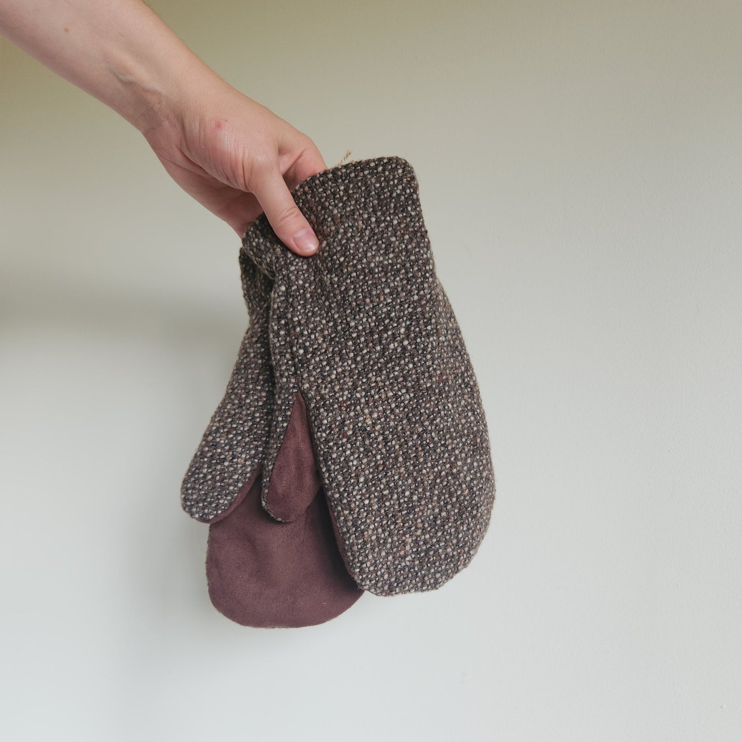 Wool Mittens Mocha Woven-Large