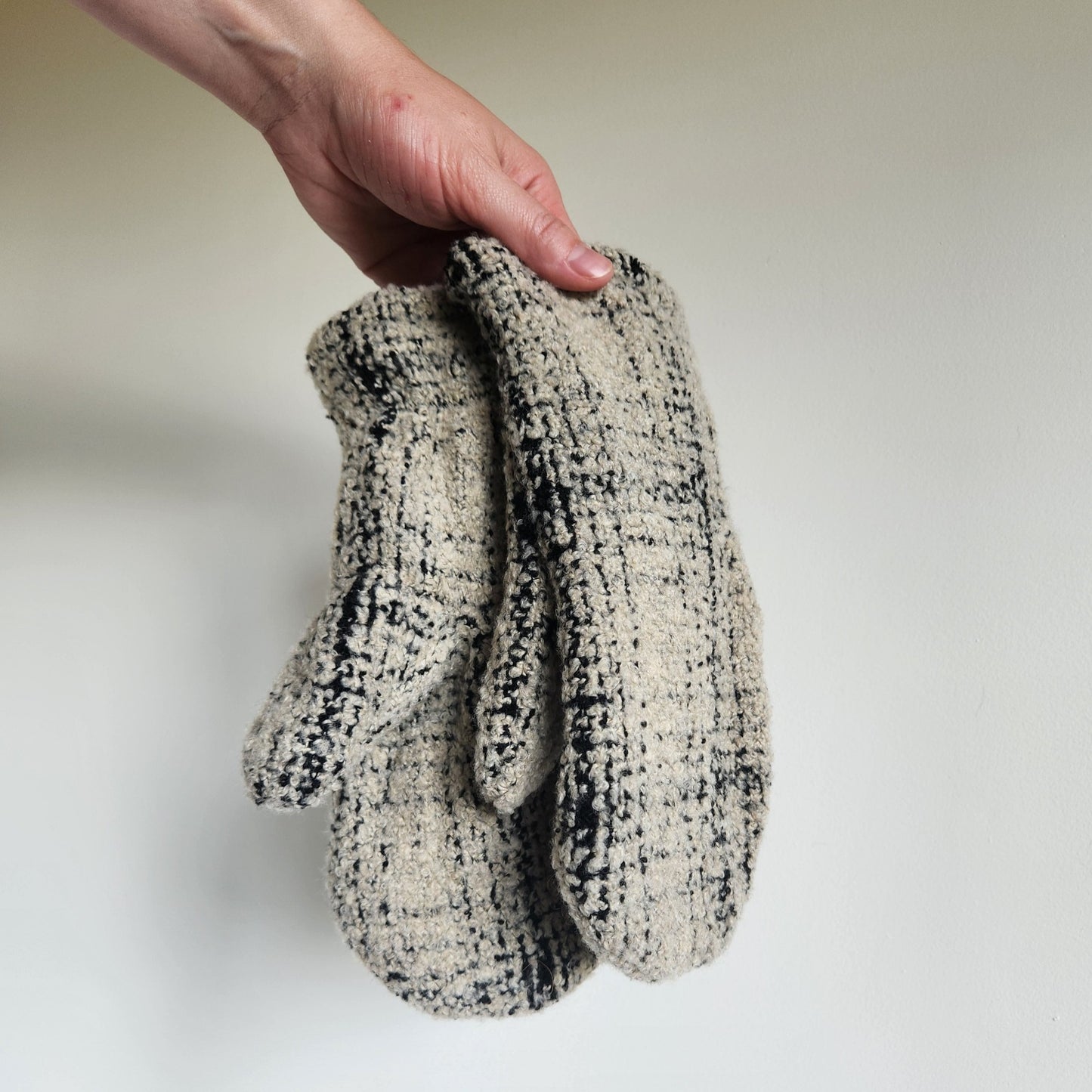 Wool Mittens Cream & Black Brushed-Large