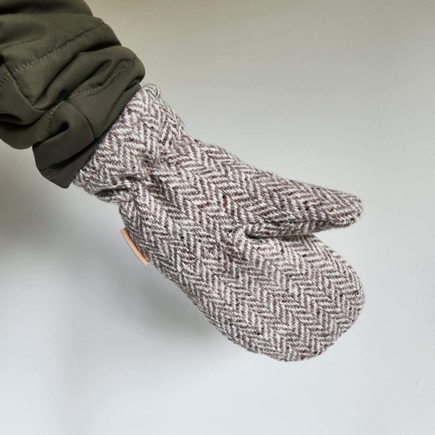 Wool Mittens Beige Herringbone-Large