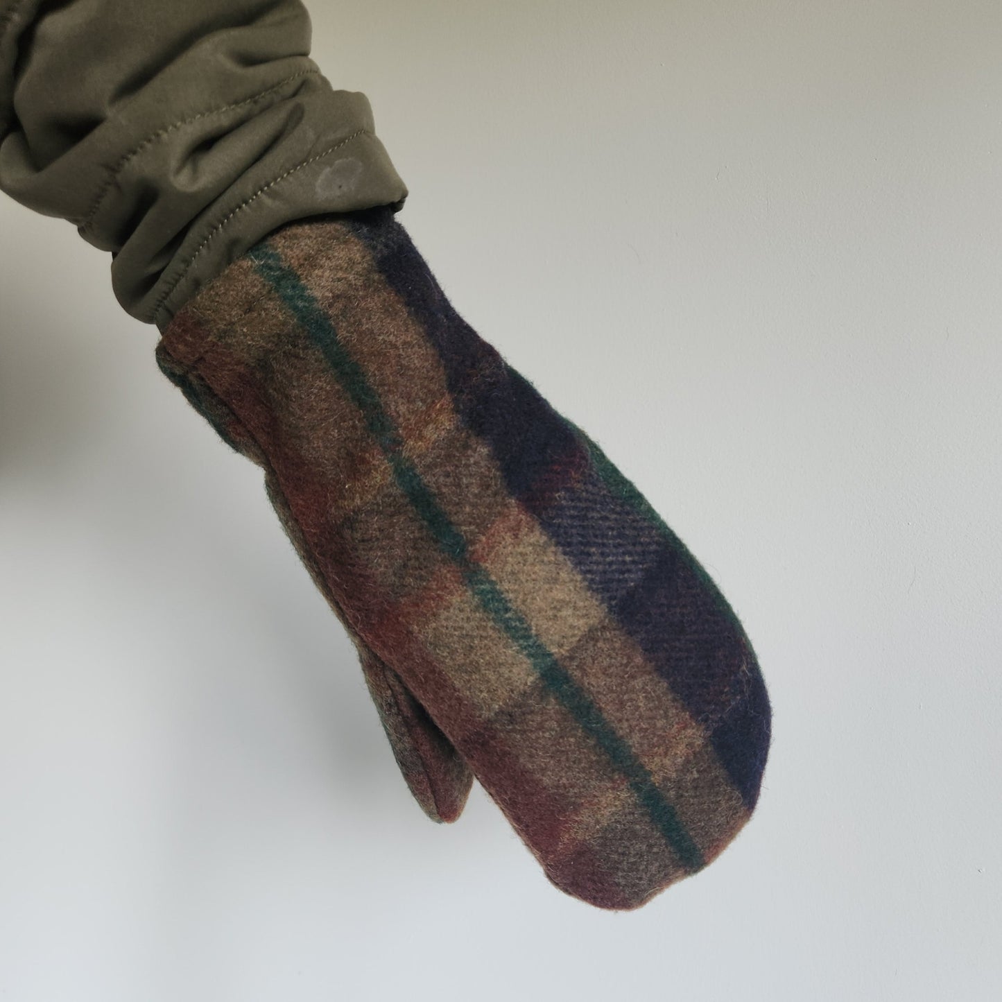 Wool Mittens Northwoods Plaid-Large