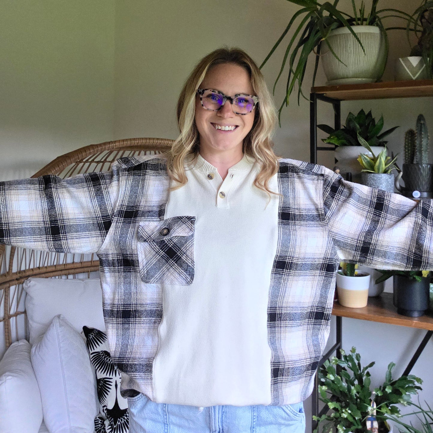 Bonfire Bestie Shirt - Plaid & Cream