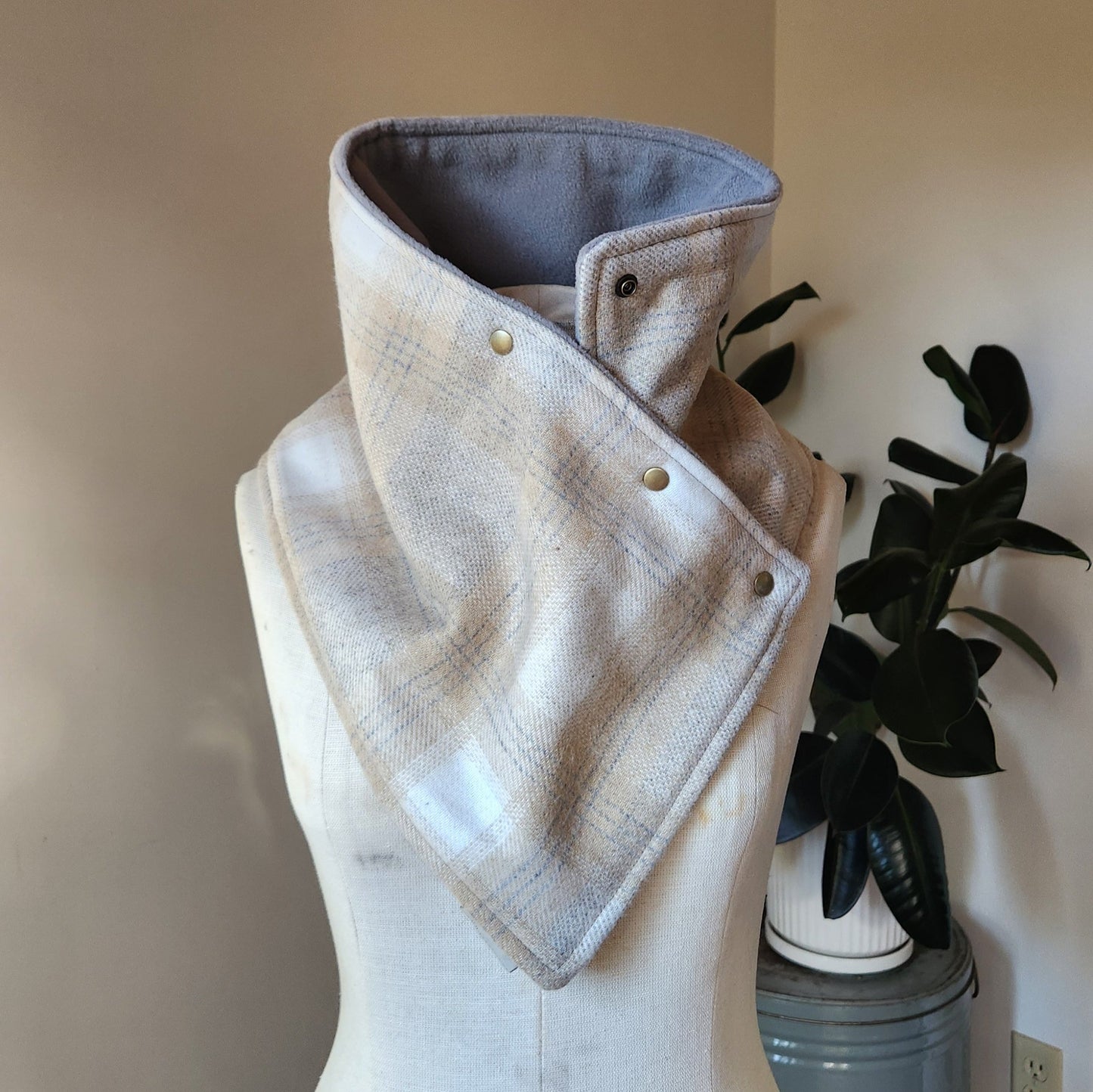 Snap Cowl-Gray & Beige Plaid