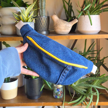 Small Fanny Pack Yellow Zipper 02