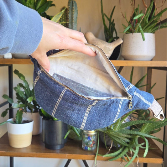 Small Fanny Pack Brass Zipper 02