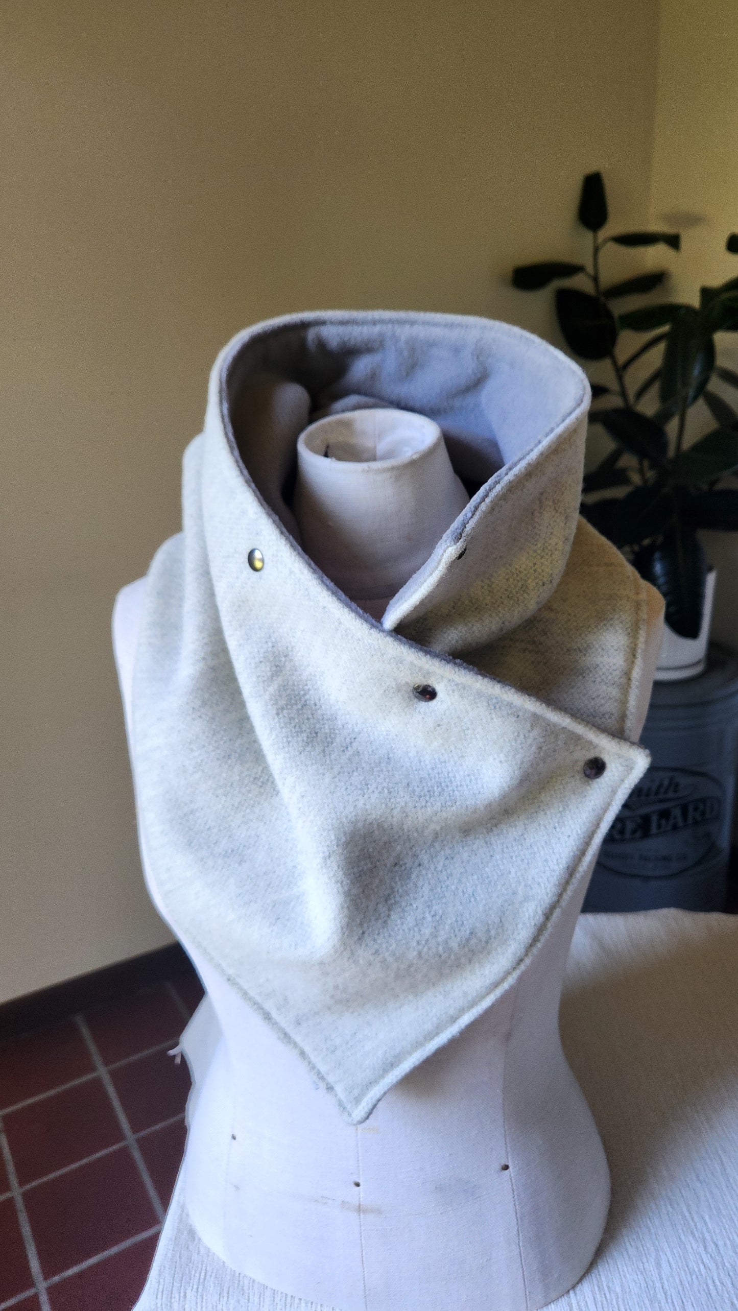 Luxury Snap Cowl-Natural Gray Slim Fit