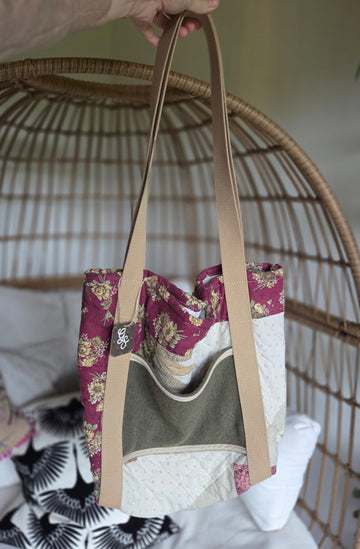 Cabin Tote 3