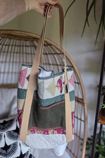 Cabin Tote 6