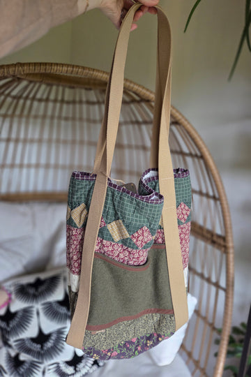 Cabin Tote 2