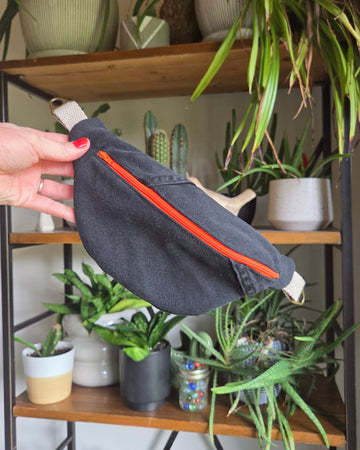 Small Fanny Pack Orange Zipper 02