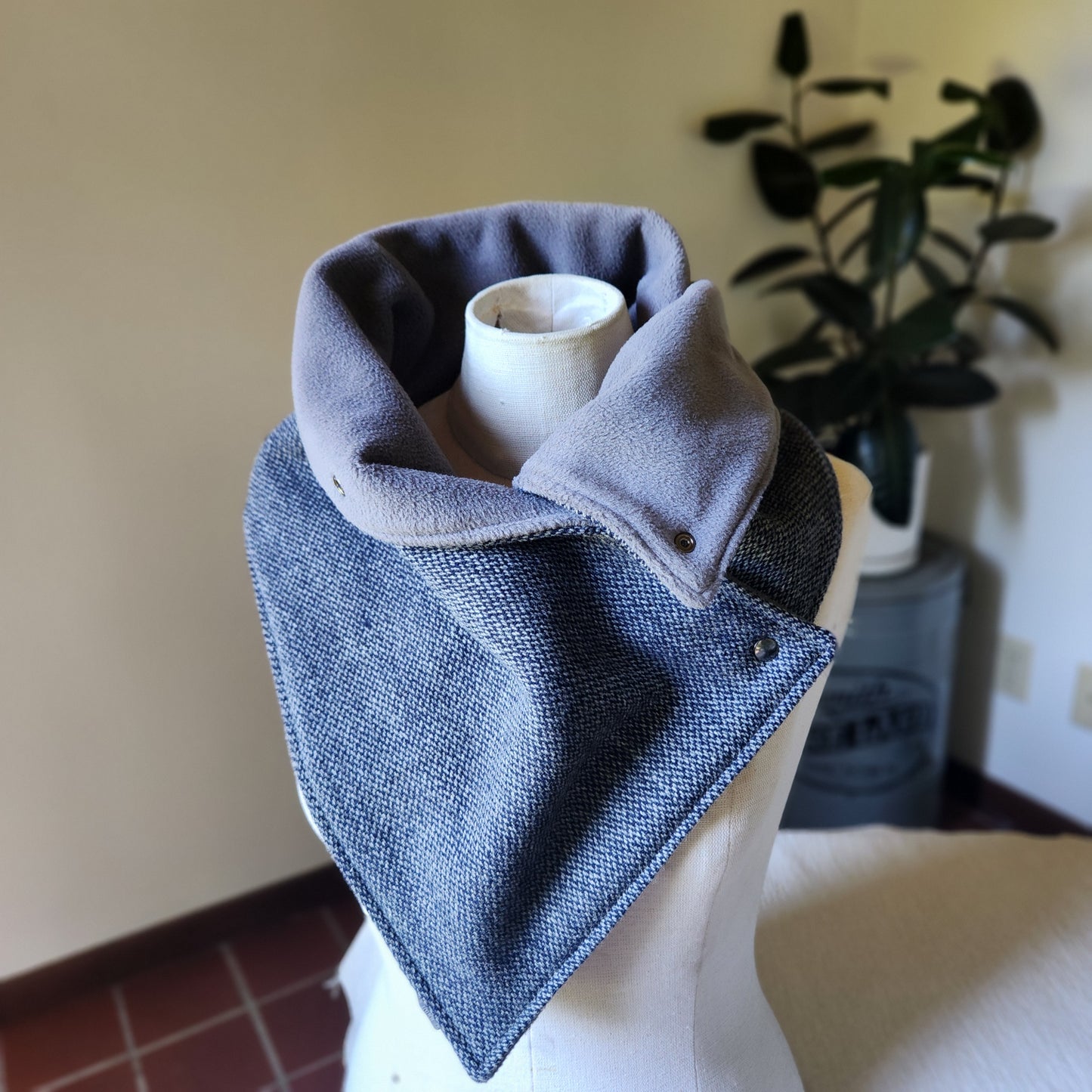 Luxury Snap Cowl-Navy Twill Slim Fit