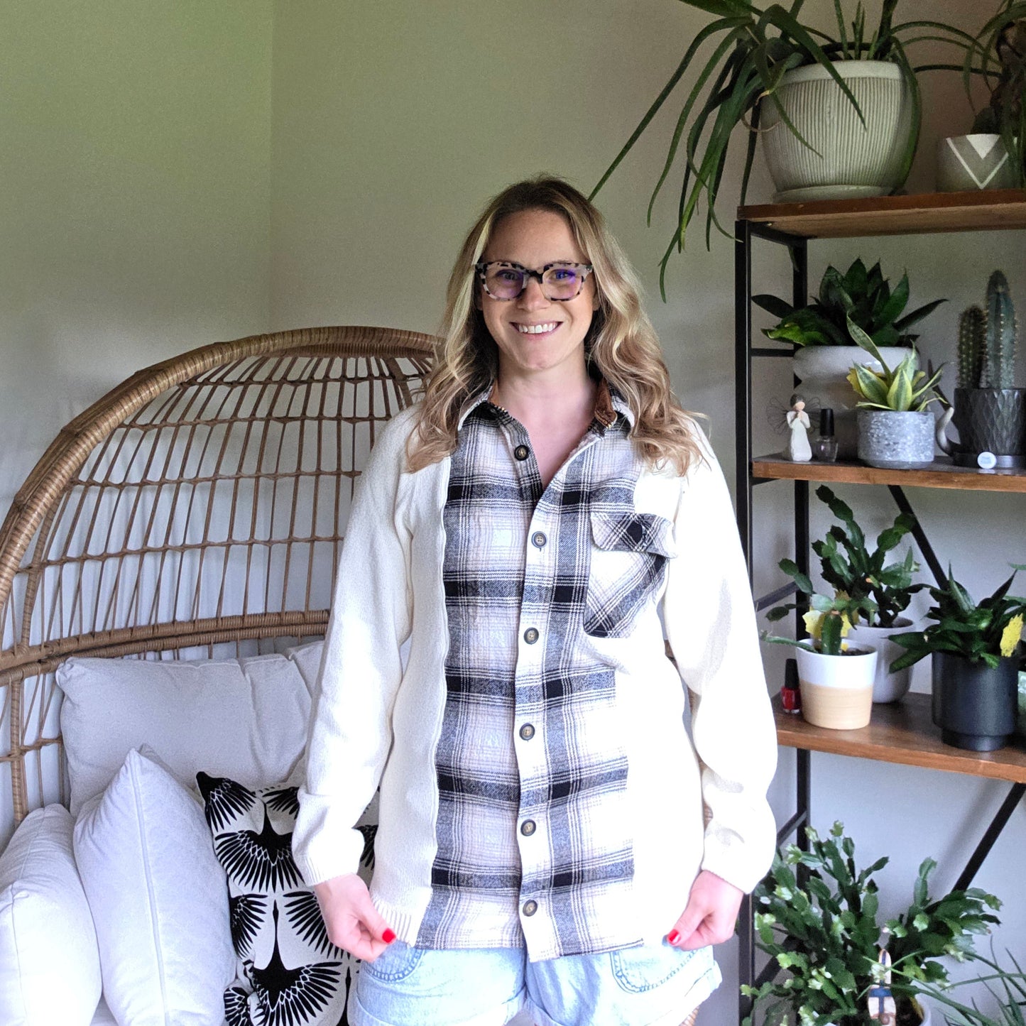 Bonfire Bestie Shirt - Cream & Plaid
